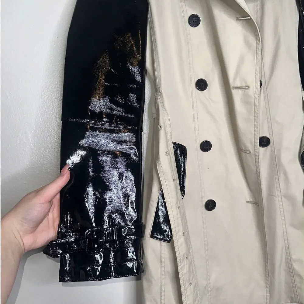 Burberry Patent Leather Sleeve Gabardine Trench Coat Black Tan US 4 - Picture 4 of 12
